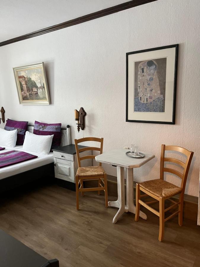 Restaurant- Hotel- Biergarten Haduloha أوترندورف المظهر الخارجي الصورة